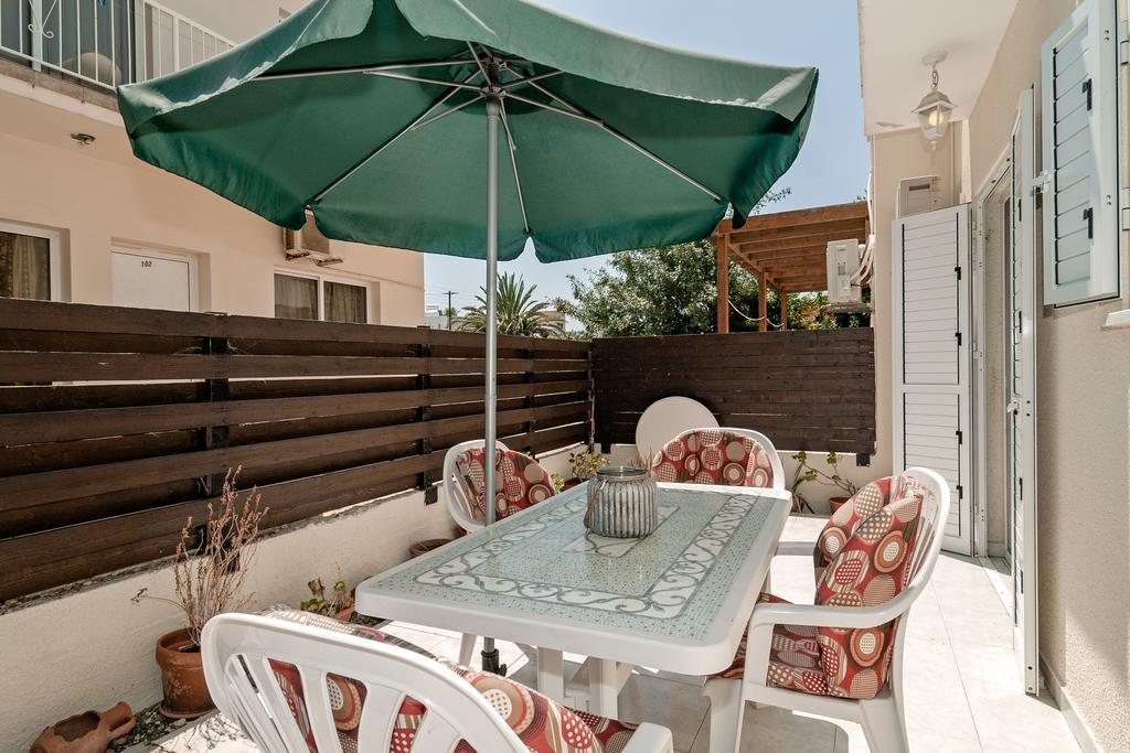 Sue'S Apartment Paphos Exteriér fotografie