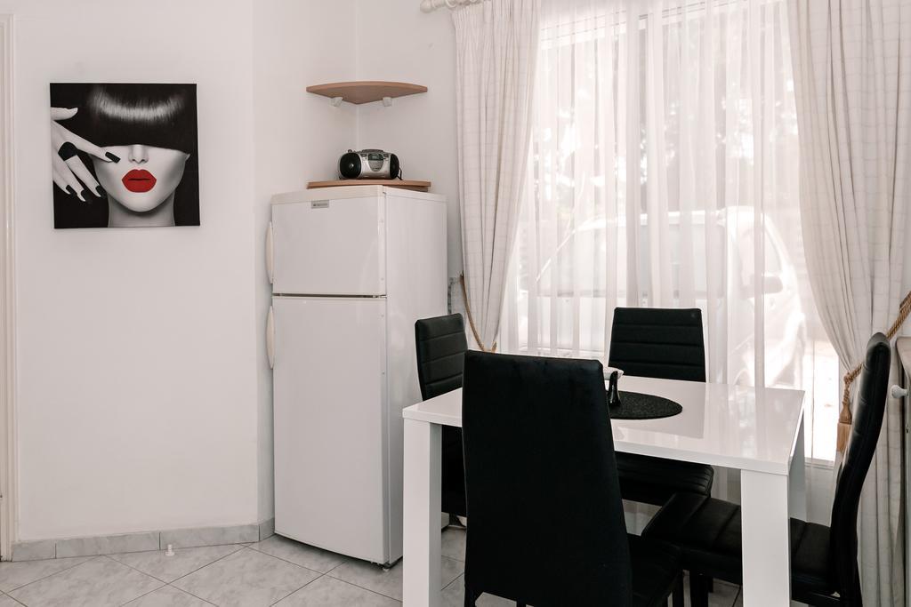 Sue'S Apartment Paphos Exteriér fotografie